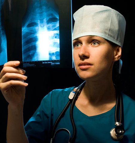 Nemocnost a úraz ničí svaly